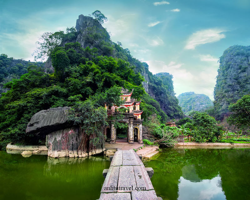 Nông trại Ốc và Gà truyền thống