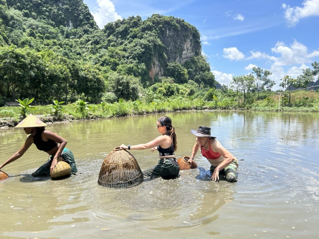 Xe Jeep quân đội Mỹ cổ tại Ninh Bình